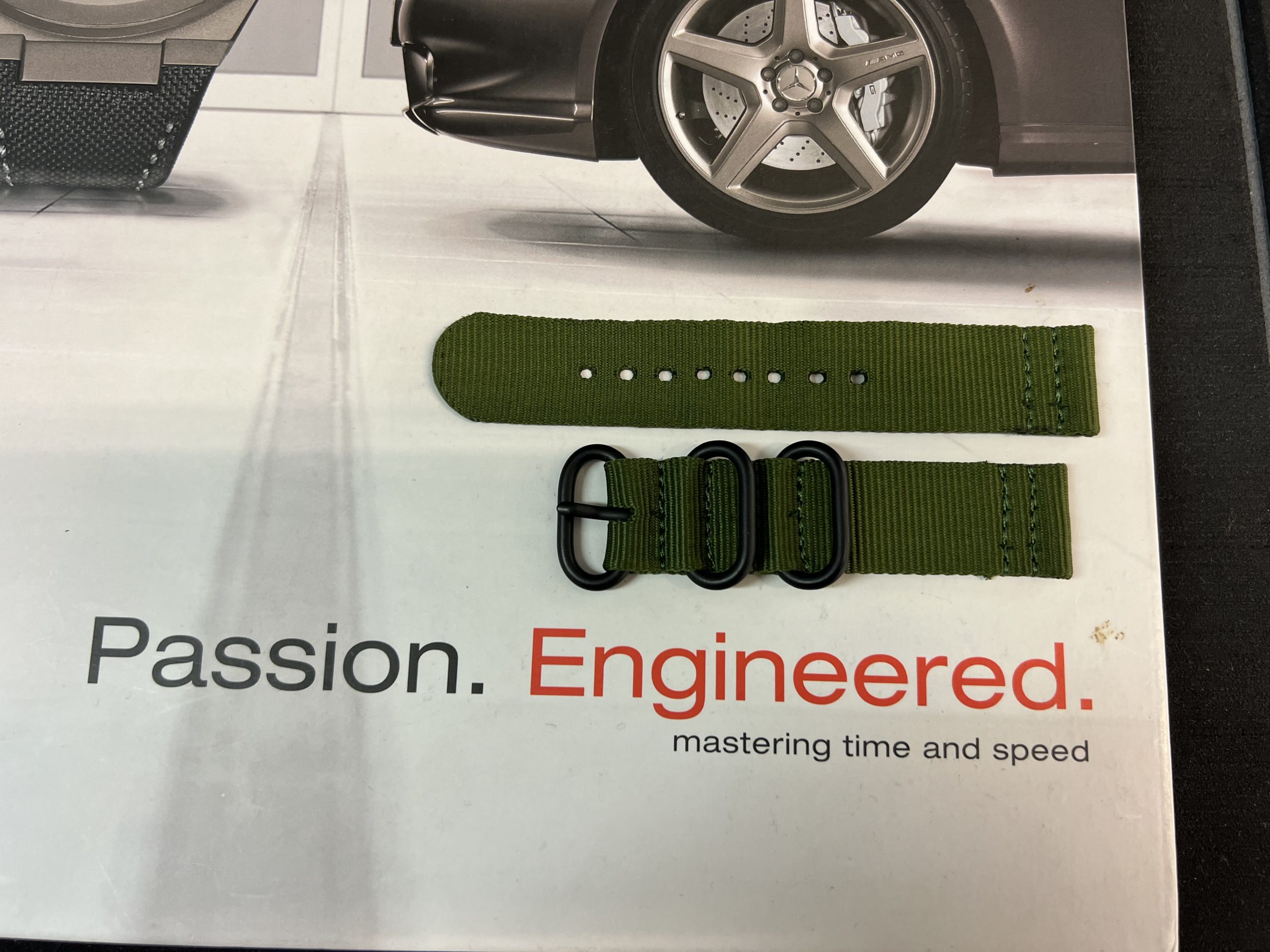 NATO strap med spenne grønn 20mm