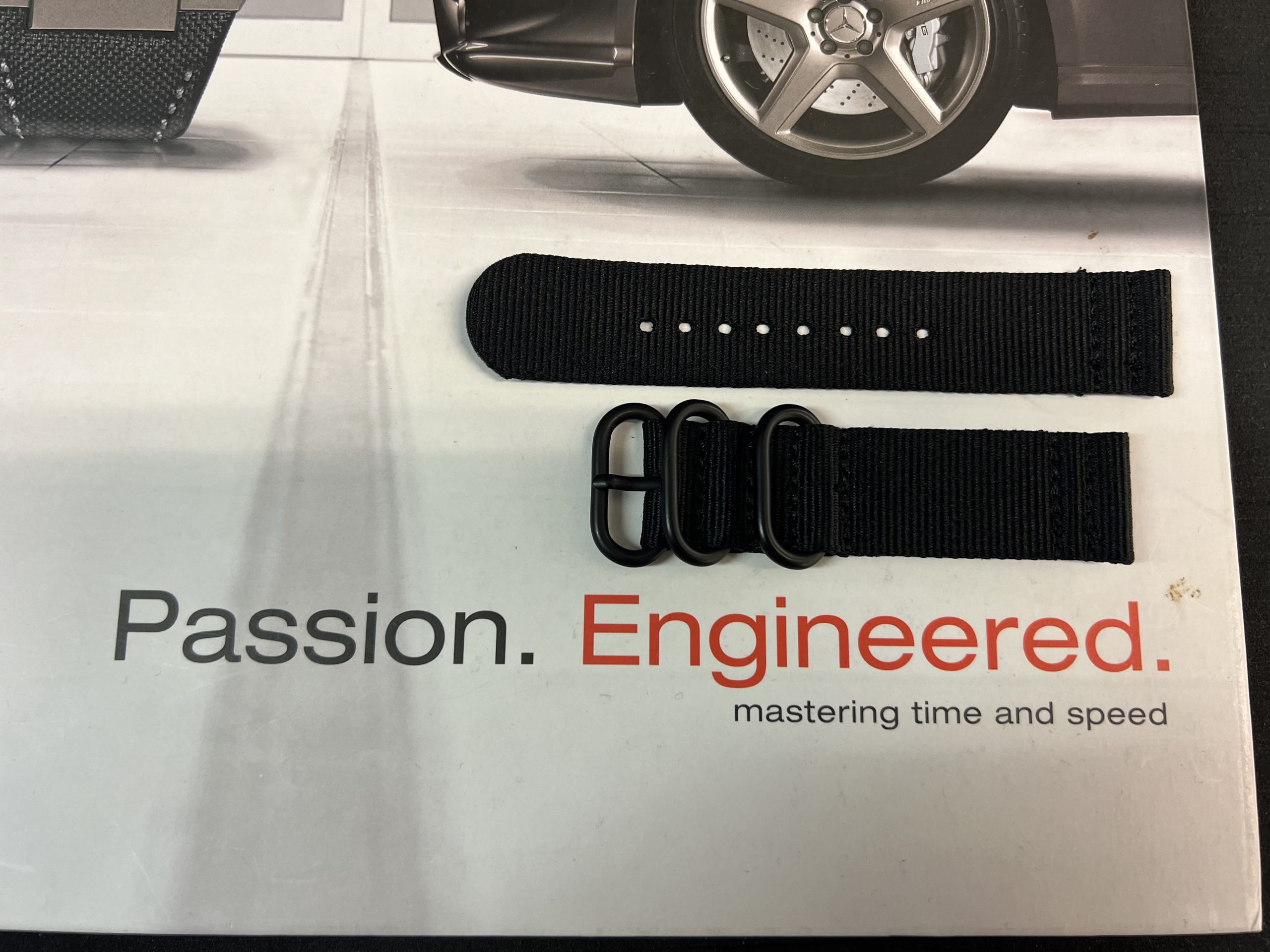 NATO strap med spenne sort 22mm