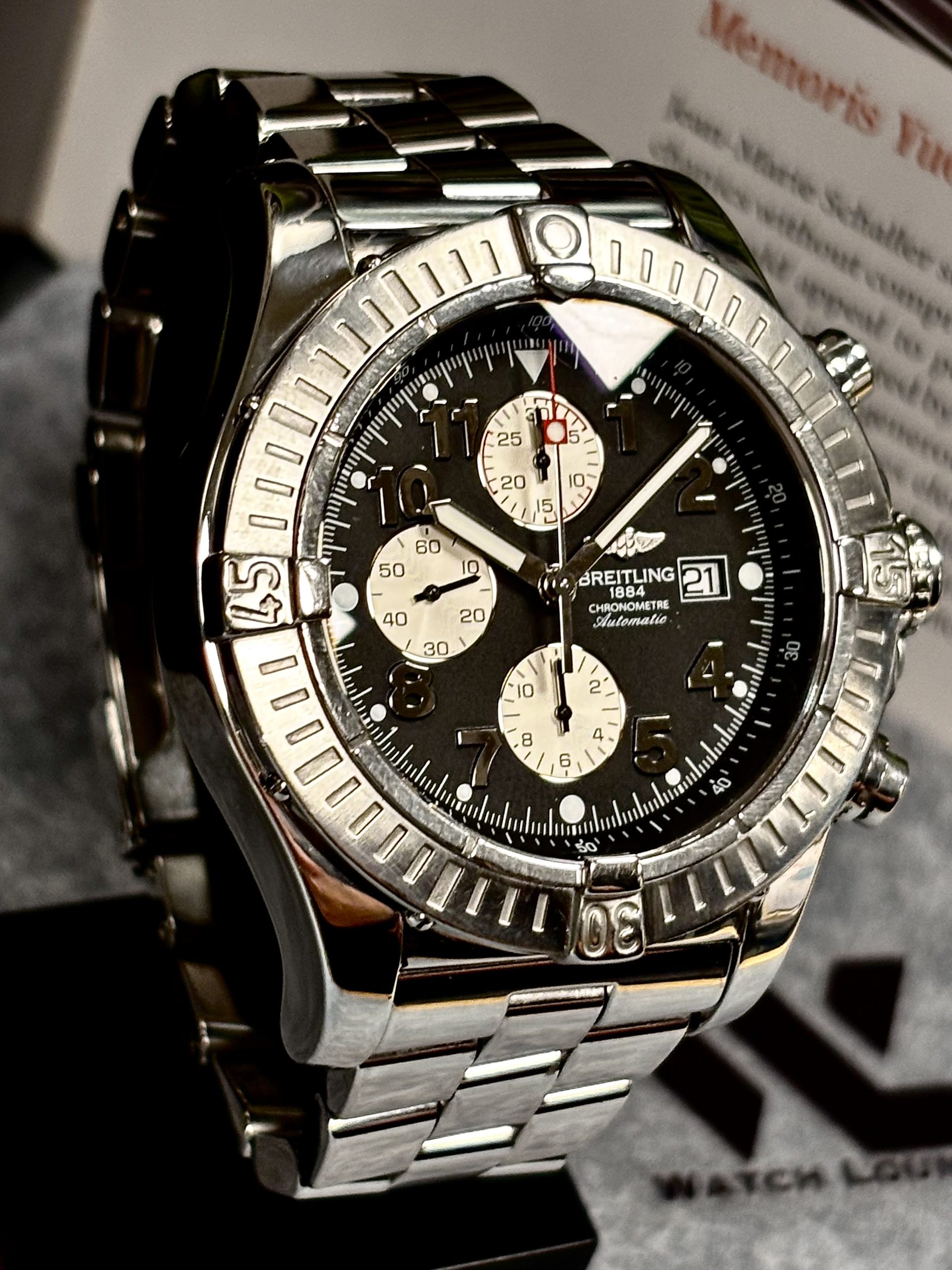 Solgt - Breitling Super Avenger 48 mm – Meget strøken | 2007 | Boks &amp; papirer